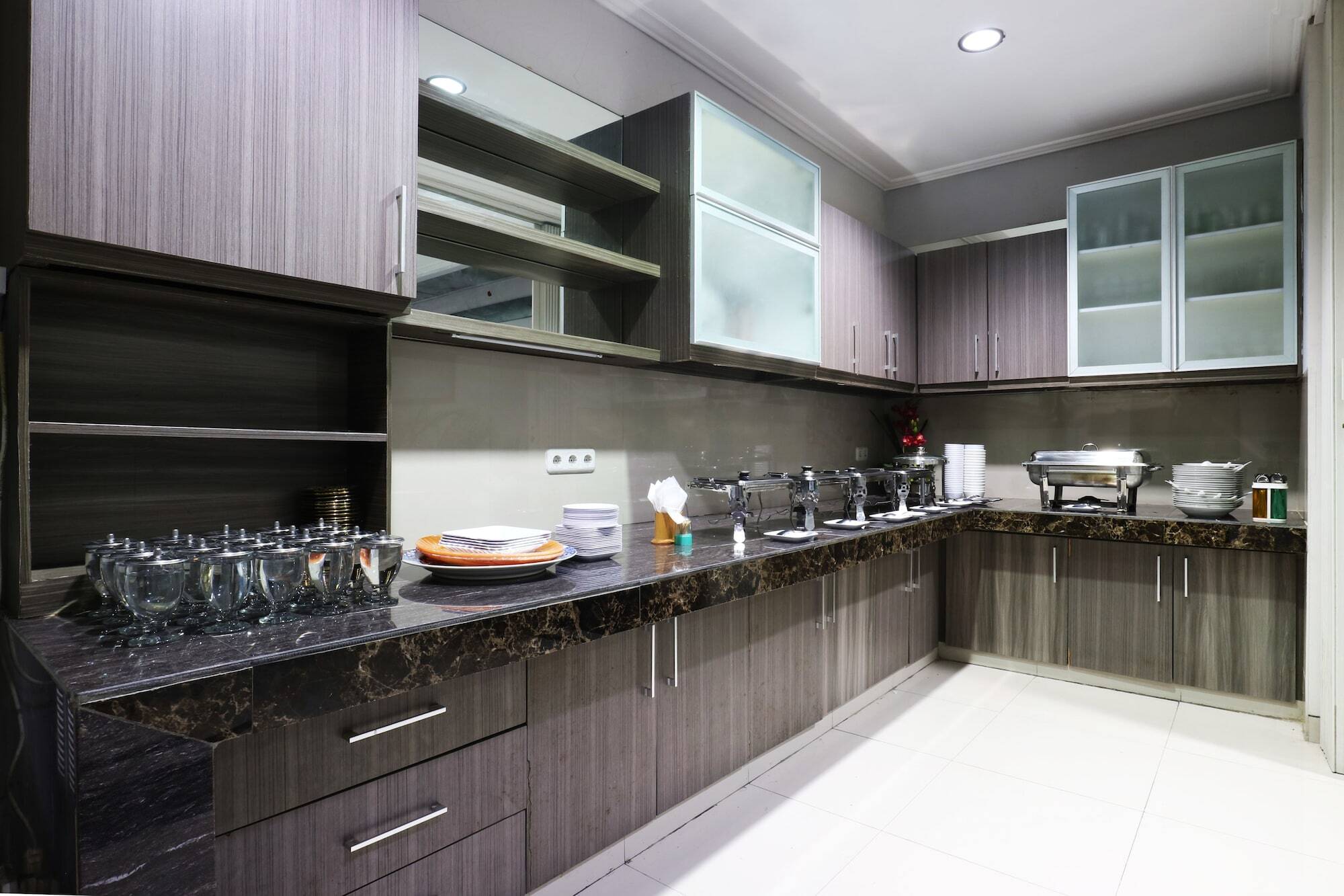 Carica Homestay Surabaya Exterior photo